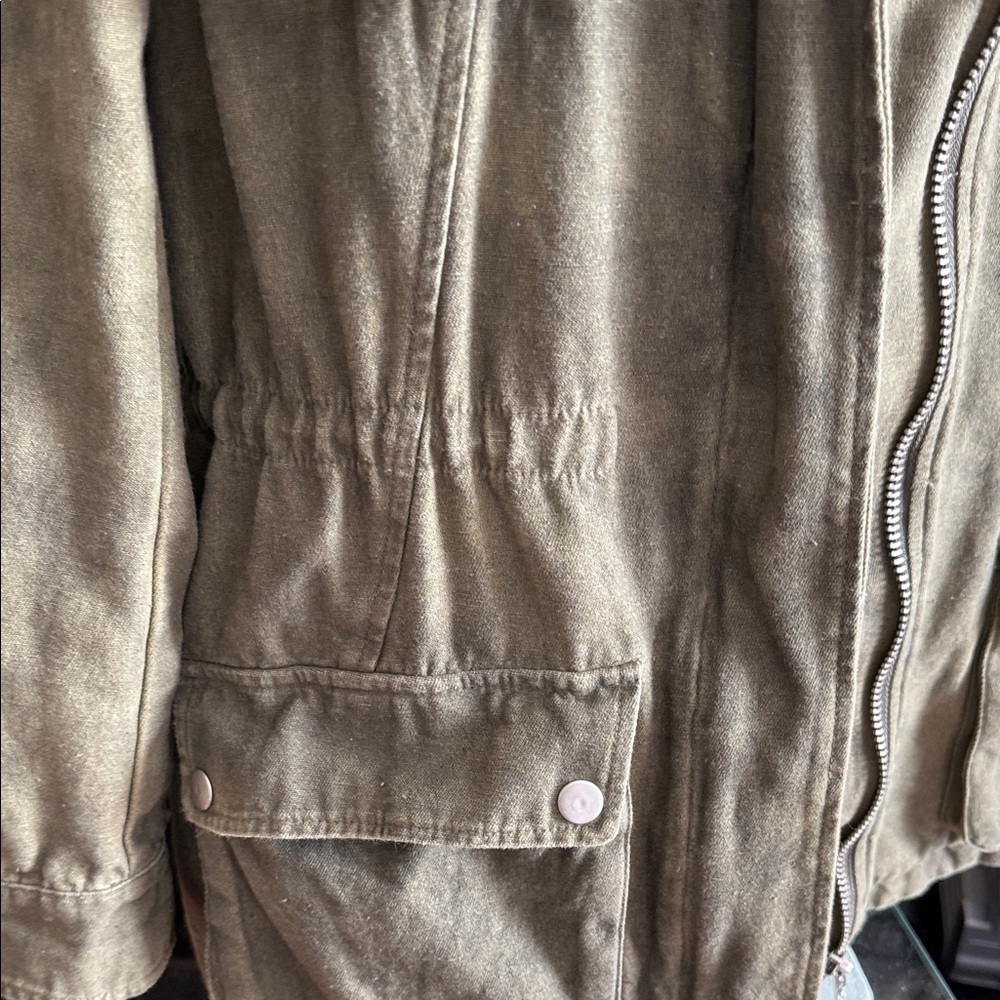 Hummingbird Olive Utility Jacket - Picture 4 of 9